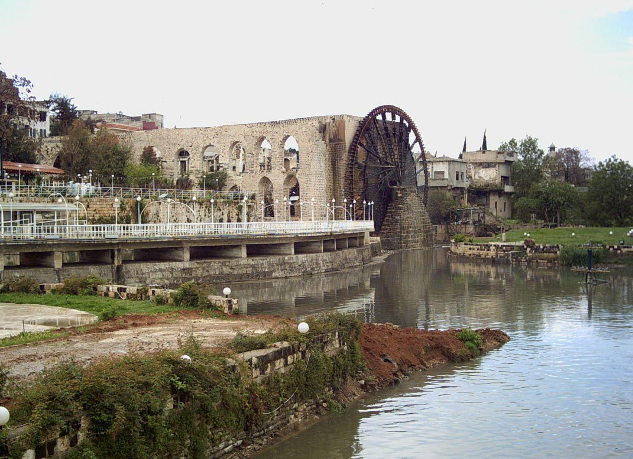 8 White walkway Hafian